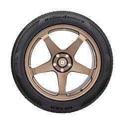 Nexen 235/60R18 new tire with 10/32 tread